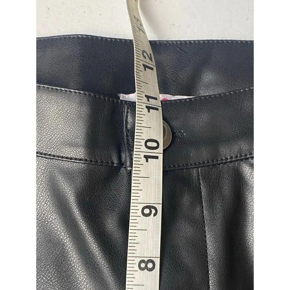 Budy Love Black Faux Leather Lightweight Ankle Pants Women's Size Small NWT